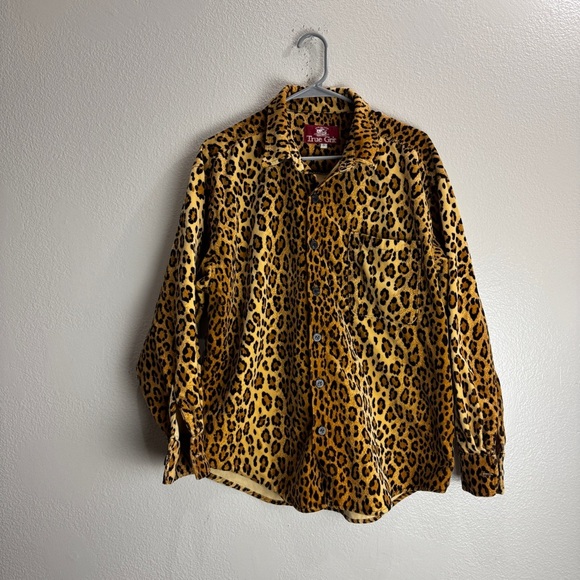 True Grit Other - True Grit Vintage Leopard Velvet Button Up Shirt Size Small